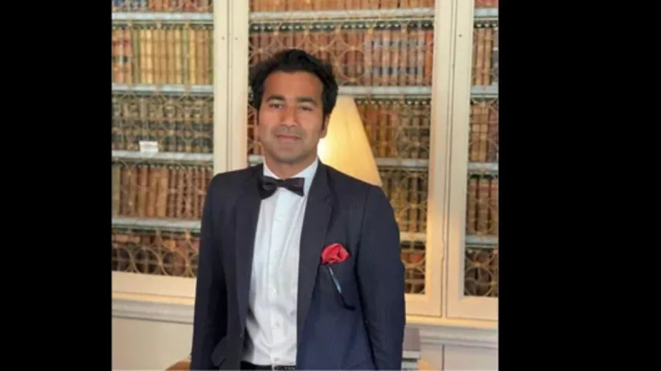 Indian entrepreneur in UK earns ₹18,000 an hour training AI models - News Karnataka