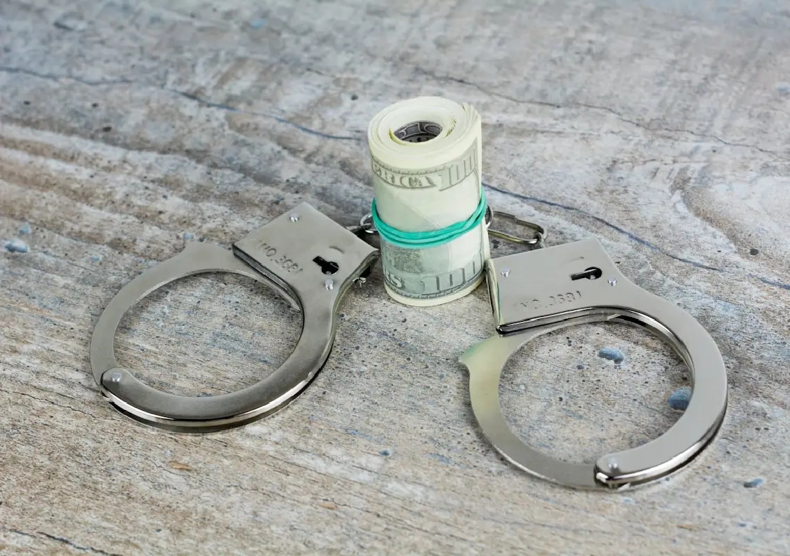 Kalaburagi police arrest two thieves; recover gold and silver worth ₹7.20 lakh - News Karnataka
