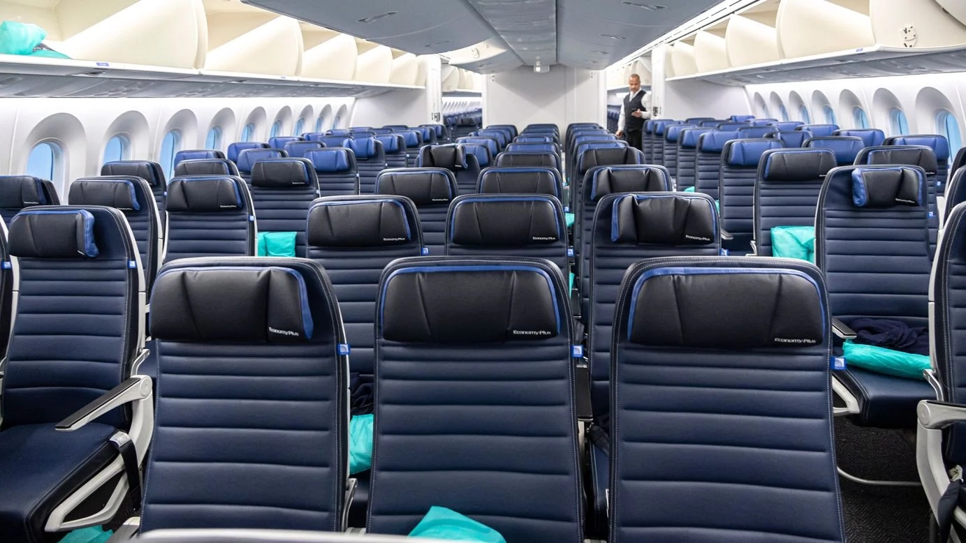 Kenyan influencer alleges racial bias after airline downgrades her seat - News Karnataka