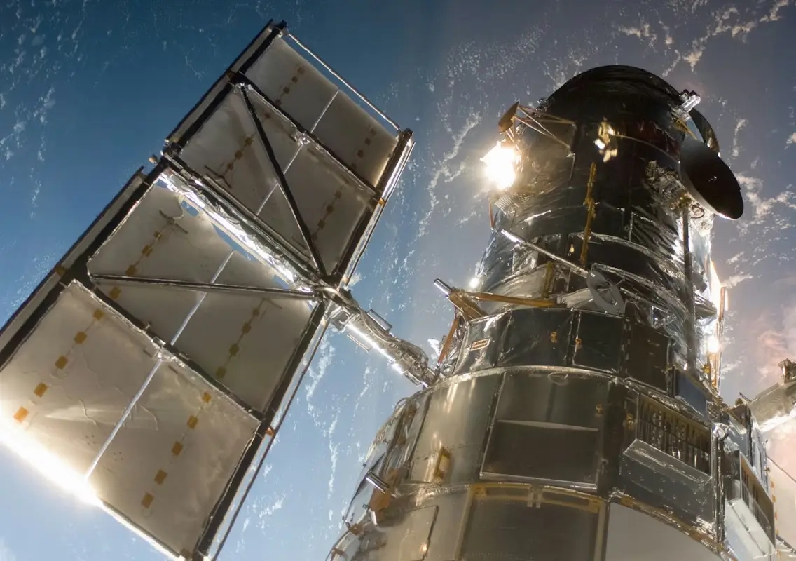 NASA study warns rising LEO satellites are disrupting space telescope images - News Karnataka