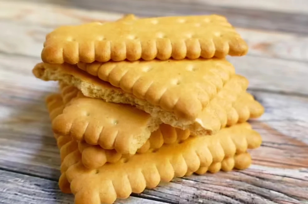 PriyaGold biscuits banned in Anantnag over excess sulphite levels - News Karnataka