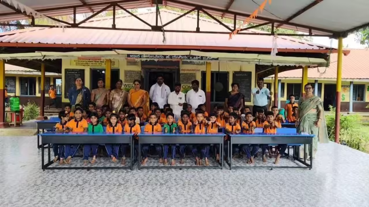 Retired Bengaluru couple donates desks, laptop to Haveri schools - News Karnataka