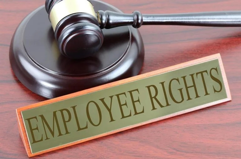 SC affirms gratuity rights for employees who resign after five years - News Karnataka