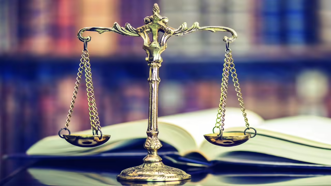 SC allows caste certificate based on mother’s caste to protect girl’s education - News Karnataka