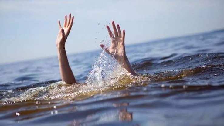 Teen drowns while filming Instagram reel in Vidisha pond - News Karnataka