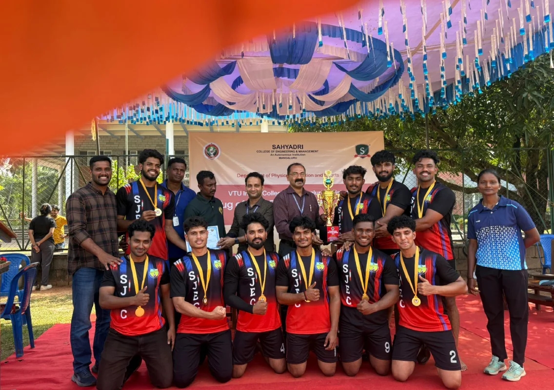 SJEC men's tug of war team emerges as champions - News Karnataka