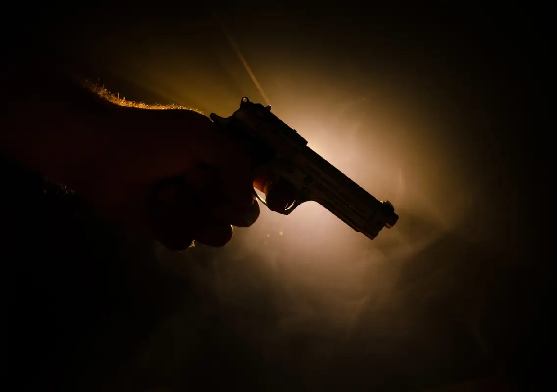 24-year-old shot dead at café, police hunt assailants - News Karnataka