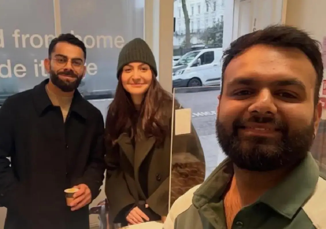 Anushka Sharma and Virat Kohli’s candid fan photo goes viral - News Karnataka