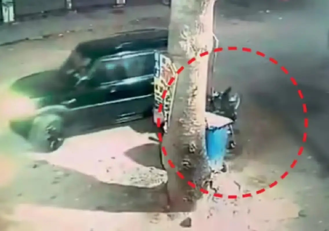 Ayurvedic doctor arrested for trying to run over delivery rider - News Karnataka