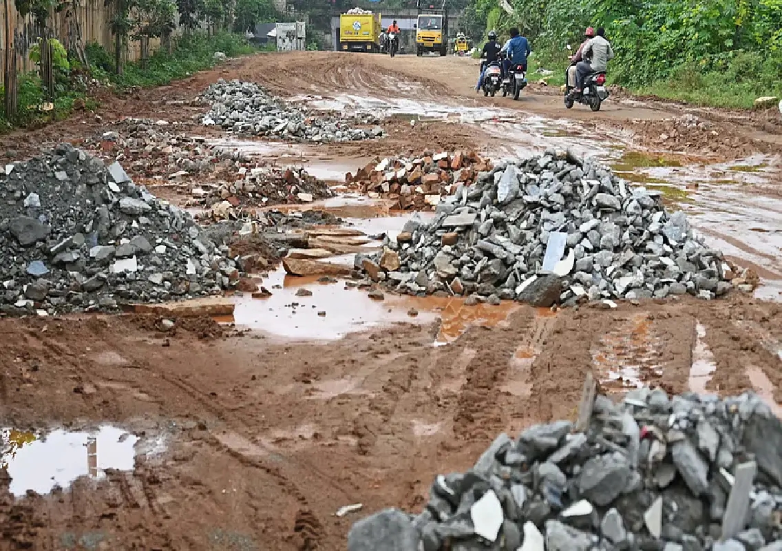 BSWML awards ₹1,714-crore C&D waste contract, monopoly concerns raised - News Karnataka