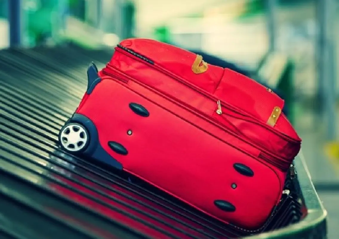 CISF team at Mangaluru airport reunites passenger with lost bag - News Karnataka