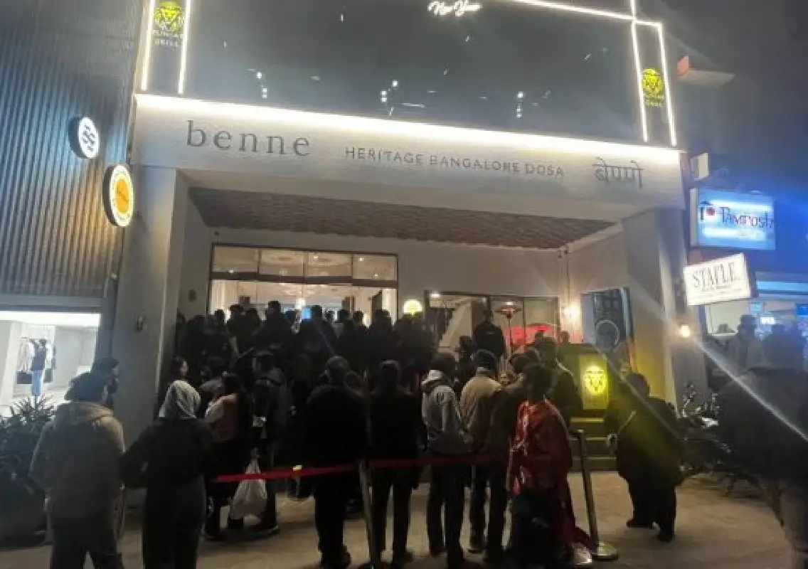 Delhi queues up in winter chill for Bengaluru-style Benne dosa - News Karnataka