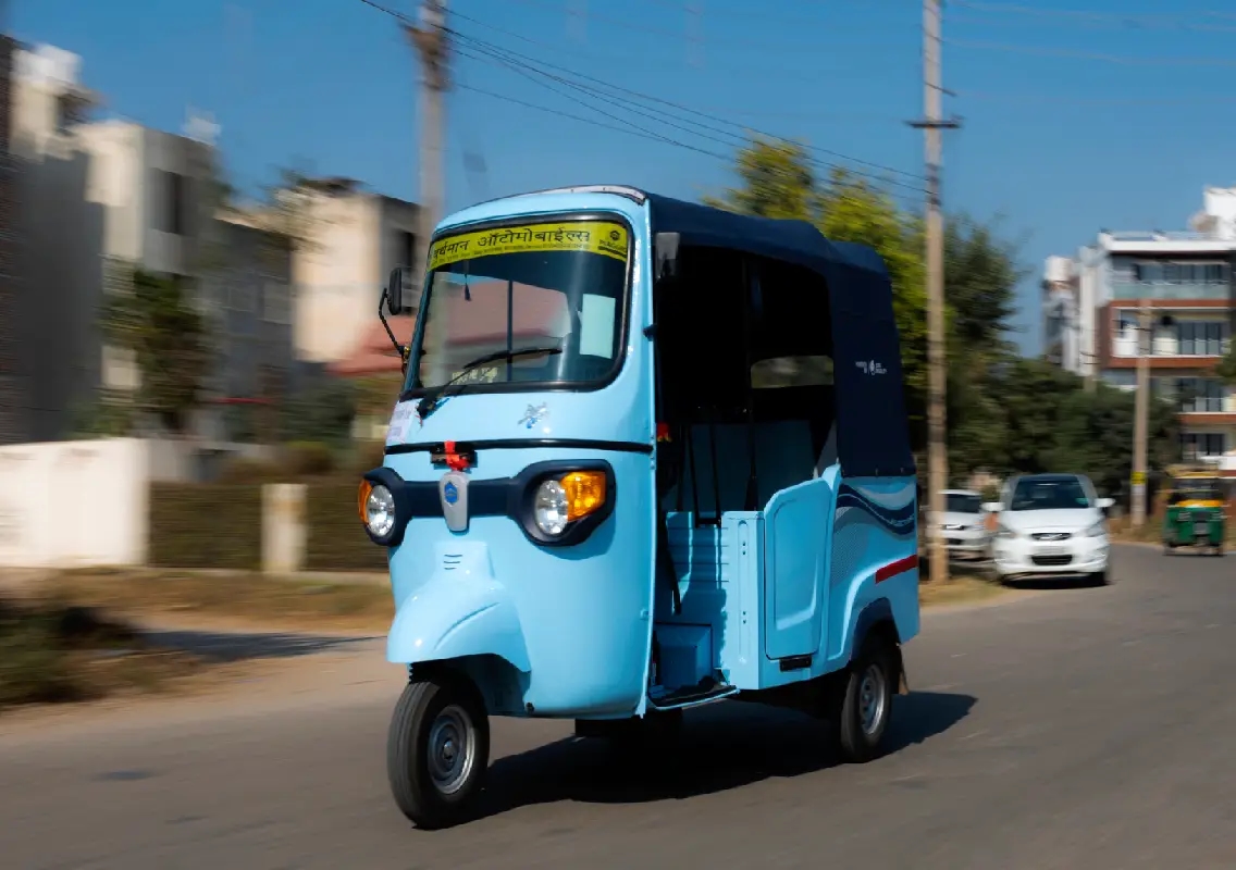 E-autorickshaw permit row intensifies in Mangaluru - News Karnataka