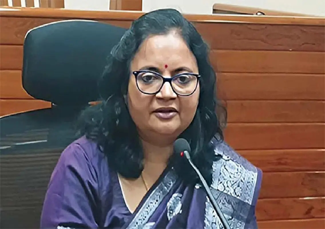 Fake social media accounts impersonate Udupi DC, seek money - News Karnataka