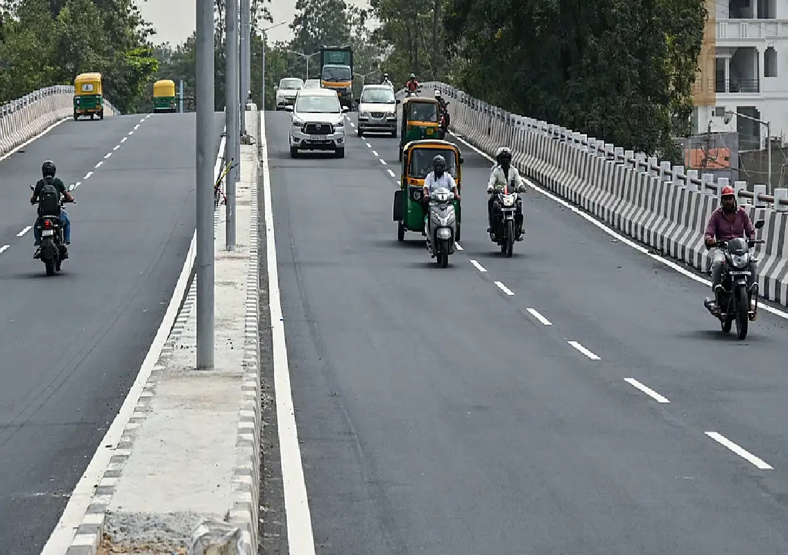 Hosakerehalli flyover opens after five years, commuters see no relief - News Karnataka