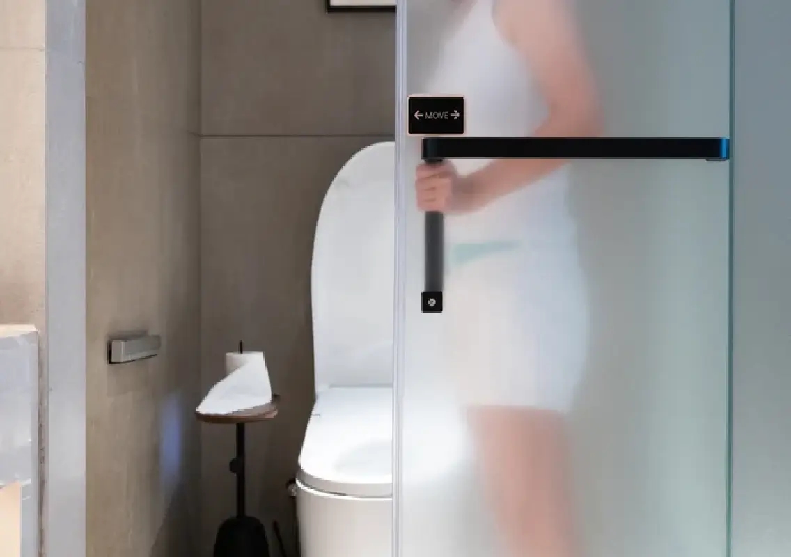 Hotels ditch bathroom doors, guests furious over ‘zero privacy’ trend - News Karnataka