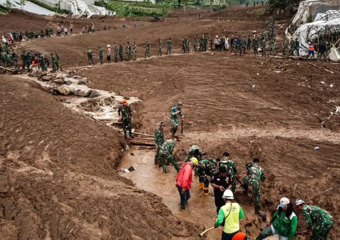 Indonesia landslide death toll rises to 17, dozens still missing - News Karnataka