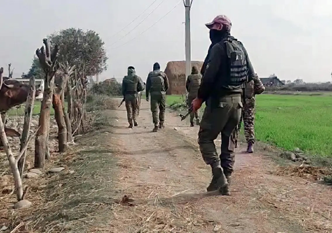 JeM commander killed in Kathua encounter, Army jawan martyred - News Karnataka