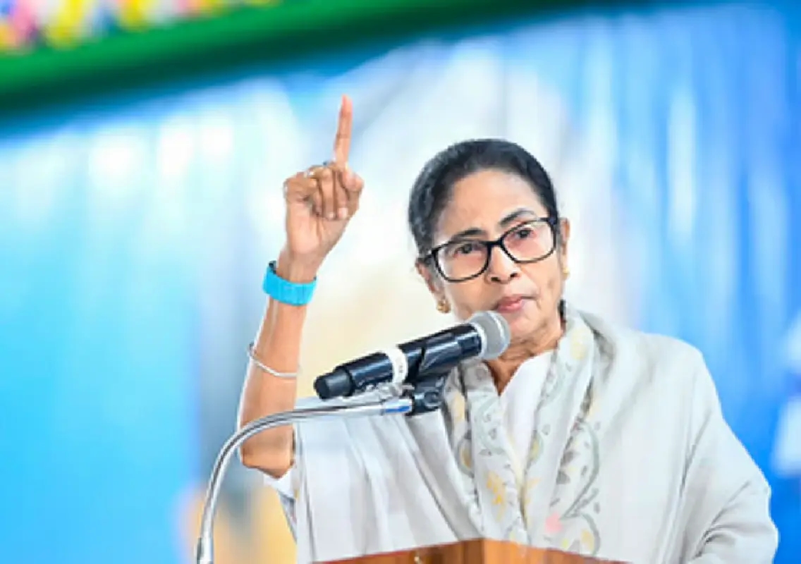 Mamata links SIR anxiety to suicides, seeks EC accountability - News Karnataka