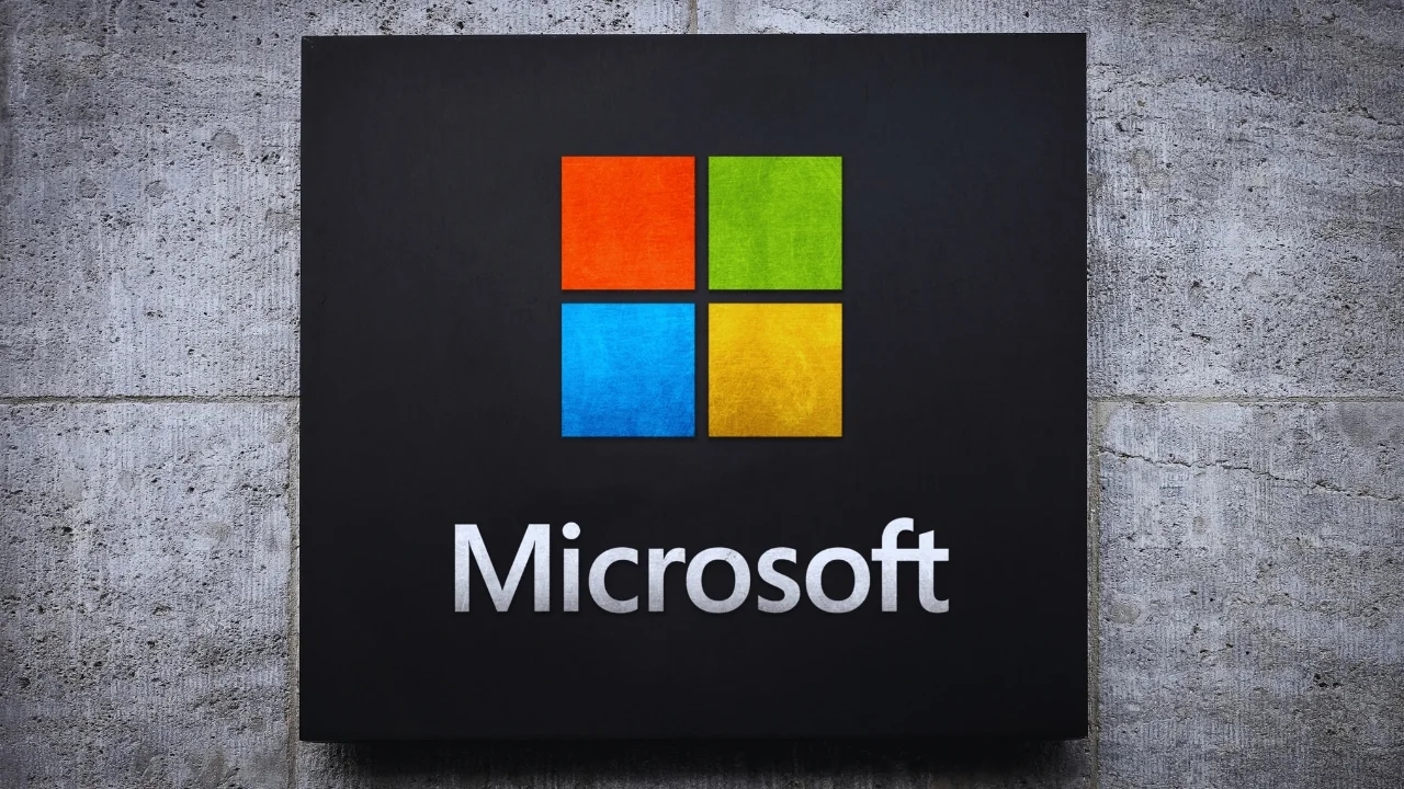 Microsoft denies rumours of mass layoffs, calls reports ‘made up’ - News Karnataka