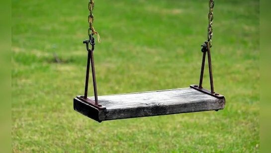 Odisha schoolboy dies after slab collapses during midday break - News Karnataka