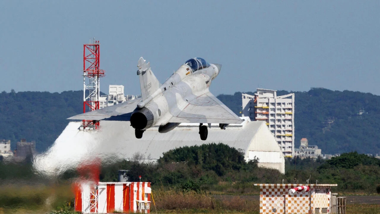 PLA holds major joint drills east of Taiwan, raises regional tension - News Karnataka