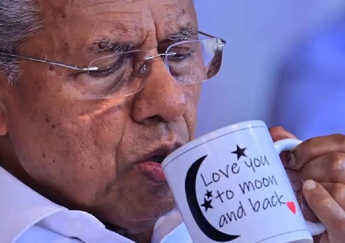 Pinarayi Vijayan’s coffee mug sparks speculation at LDF protest - News Karnataka
