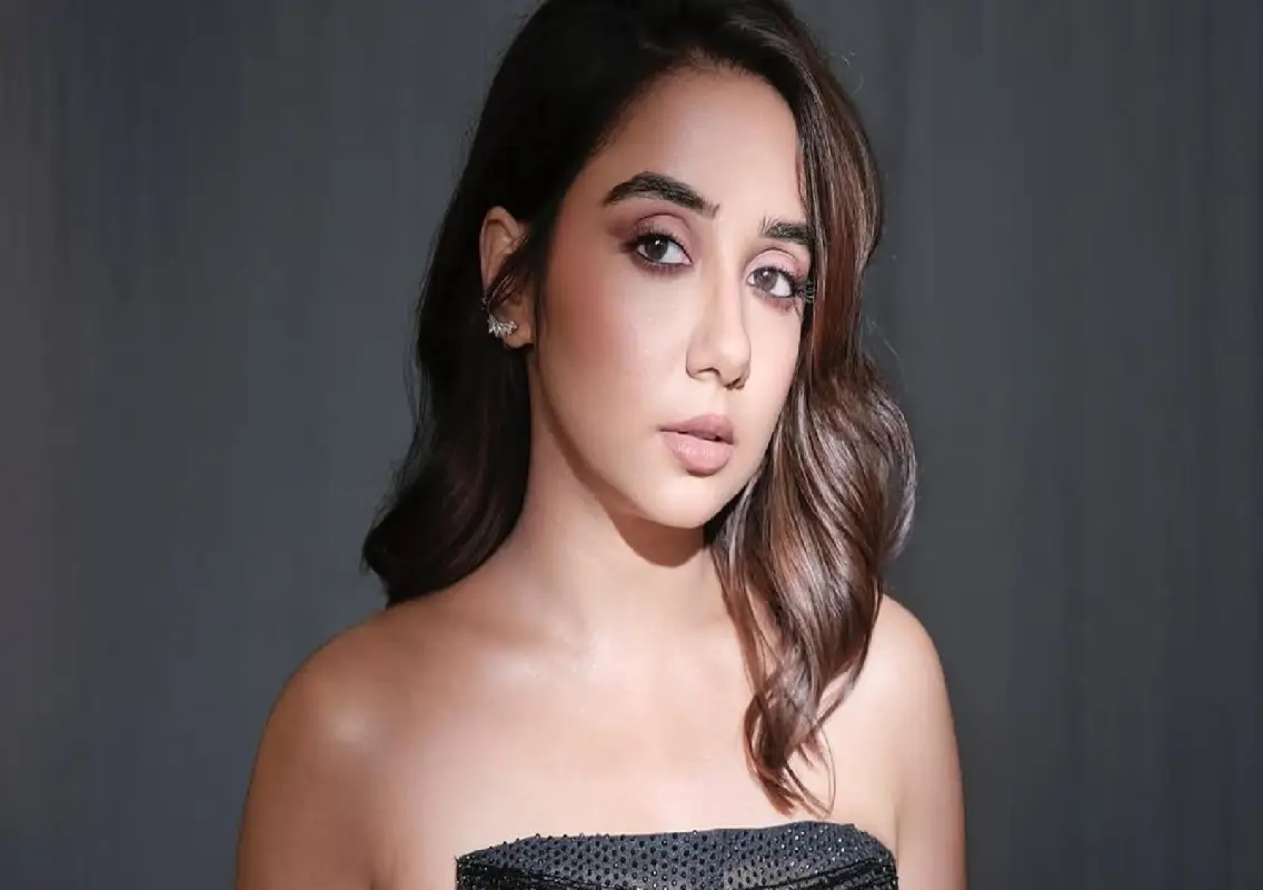 Prajakta Koli on followers versus merit in acting careers - News Karnataka
