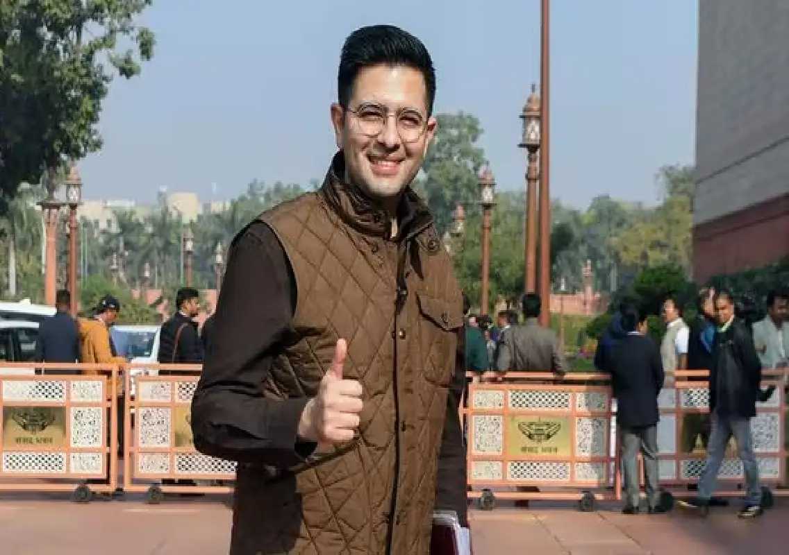 Raghav Chadha hails Centre’s move to halt 10-minute deliveries - News Karnataka