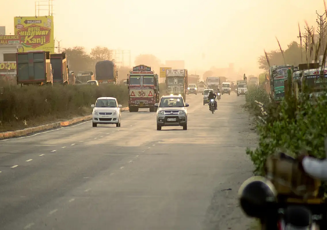 Rash and negligent driving cases rise 82% in Bengaluru in 2025 - News Karnataka