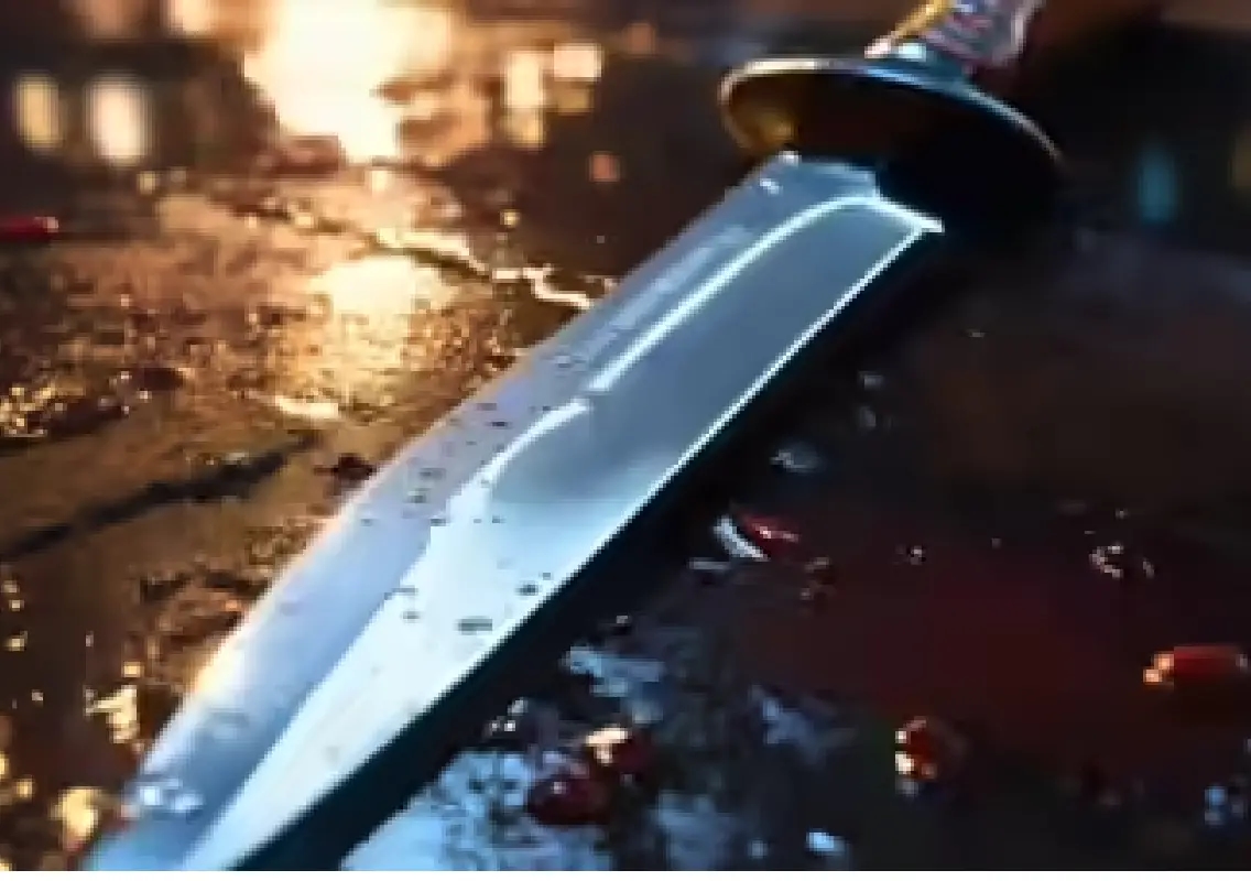 Retired navy man dies after accidental stabbing at home - News Karnataka