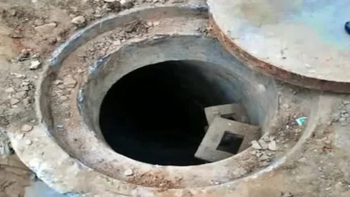 Six-year-old boy dies after falling into open gutter near GIFT City - News Karnataka
