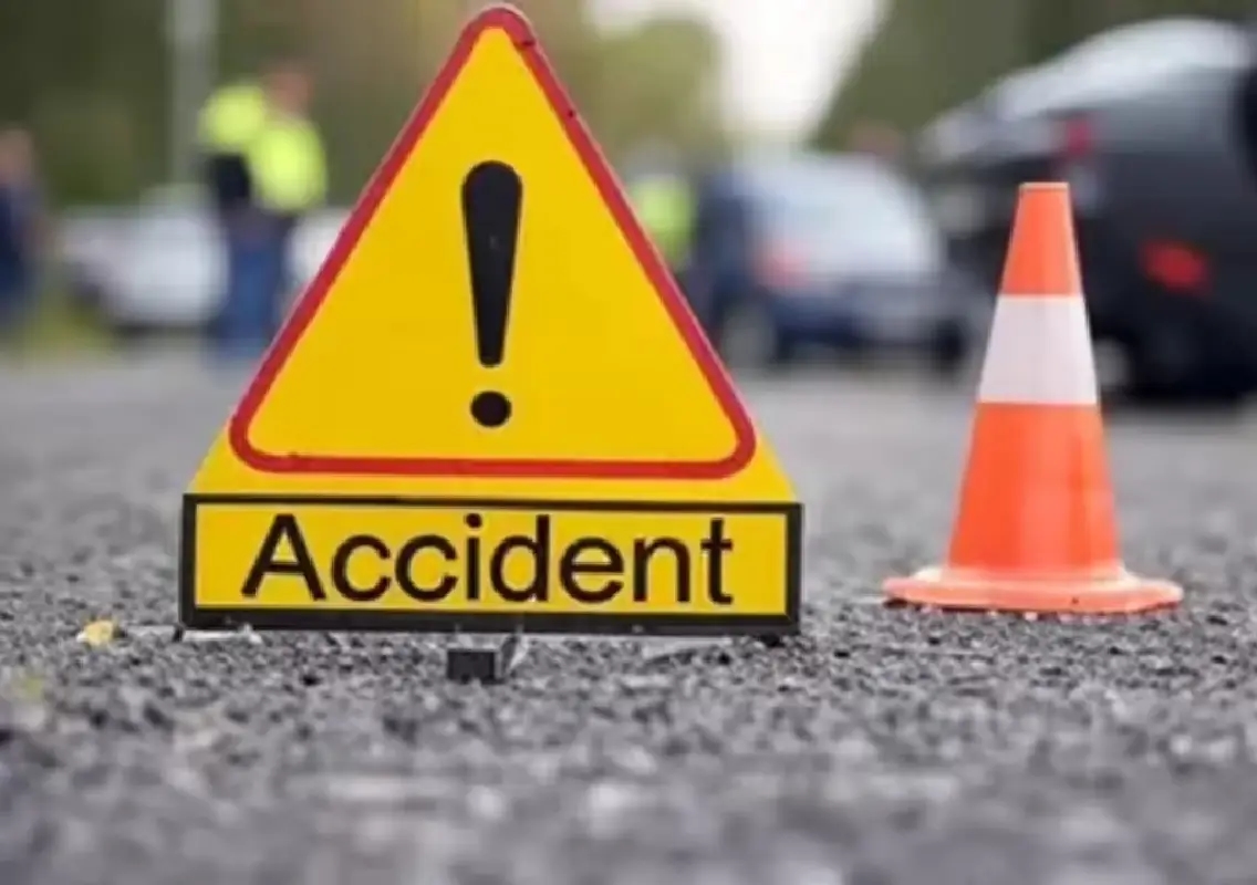Teacher dies in Bhojpur road accident; twin babies escape unhurt - News Karnataka