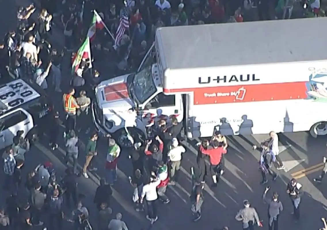Truck driver detained after speeding through Iran protest in Los Angeles - News Karnataka