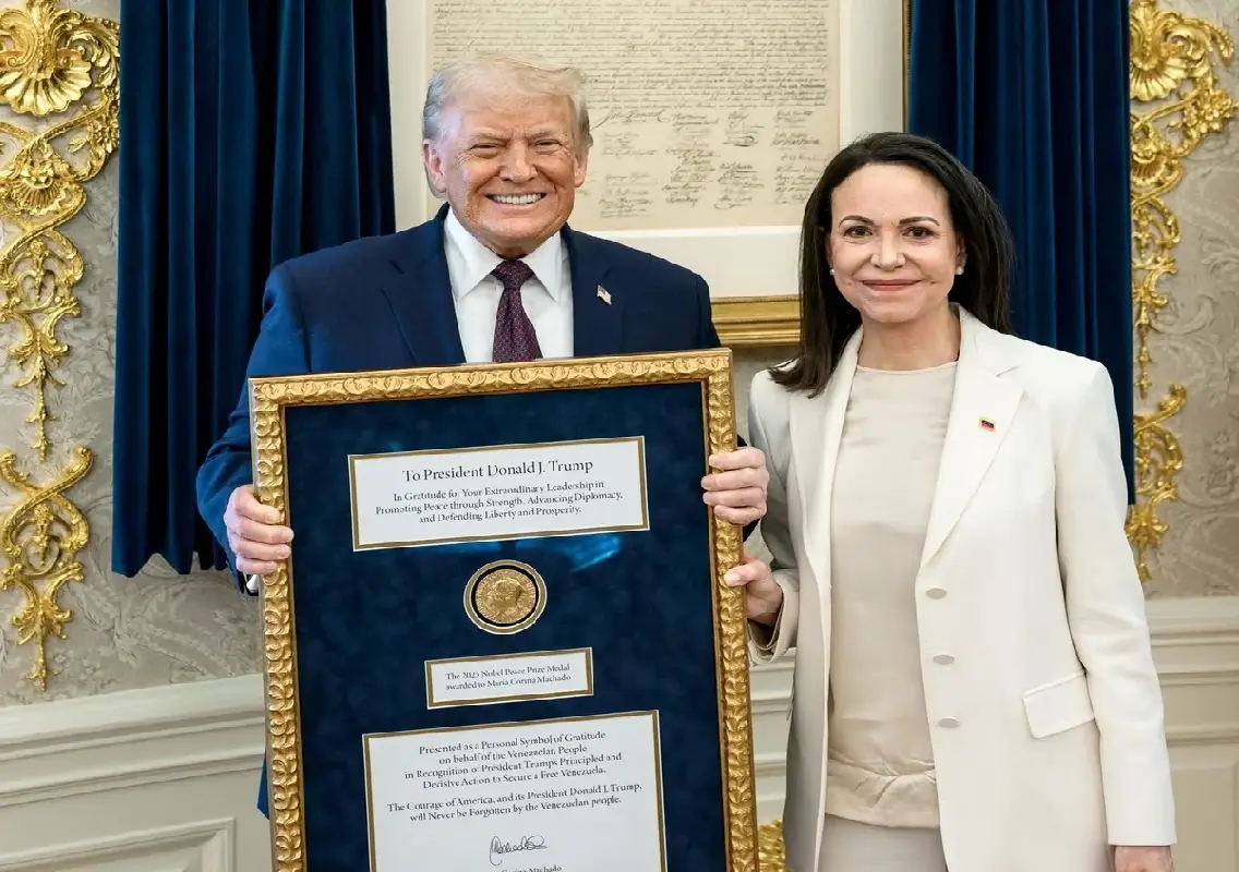 Trump praised by Machado after she gives him her Nobel Peace Prize medal - News Karnataka