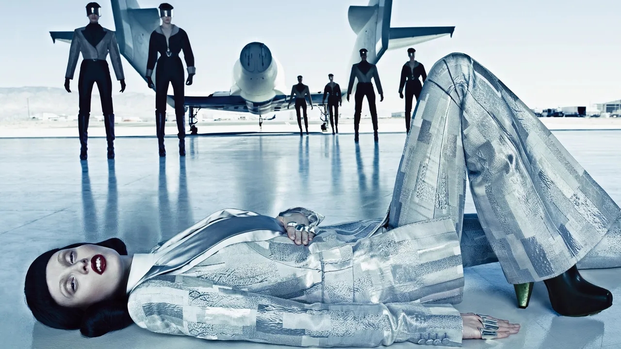 Viral post exposes how social media glam distorts air travel reality - News Karnataka