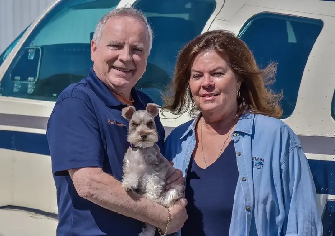 Award-winning pilot, wife die in Texas plane crash - News Karnataka