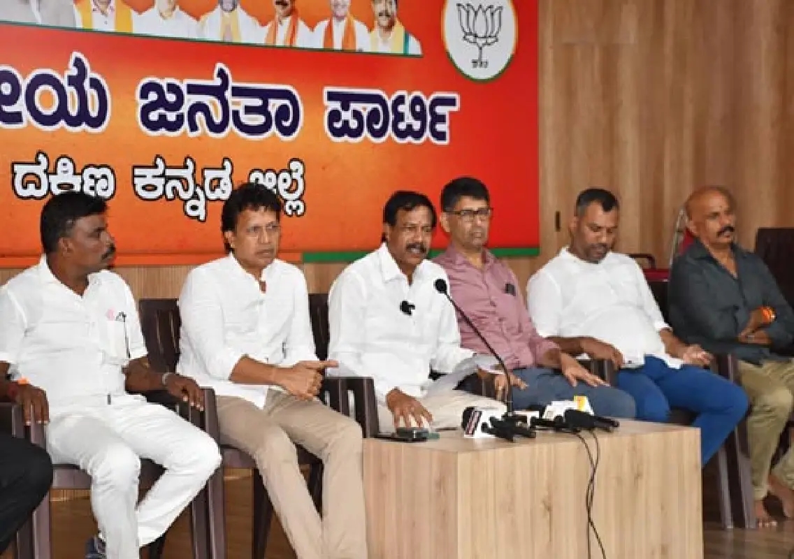BJP slams Priyank Kharge remarks on RSS and BJP, seeks apology - News Karnataka
