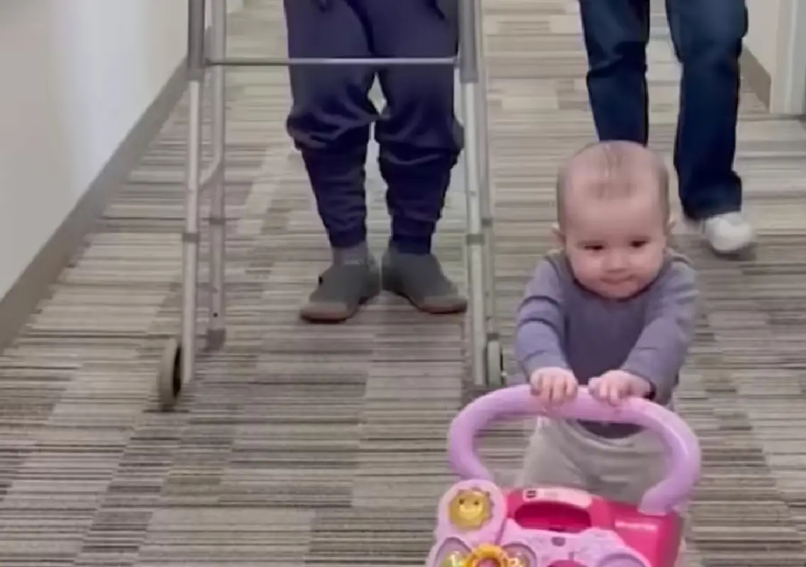 Baby and grandfather’s slow walk melts hearts online - News Karnataka