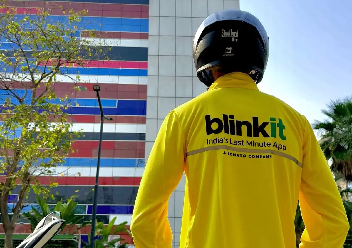 Blinkit delivery partner’s Day-1 tutorial goes viral, sparks debate online - News Karnataka
