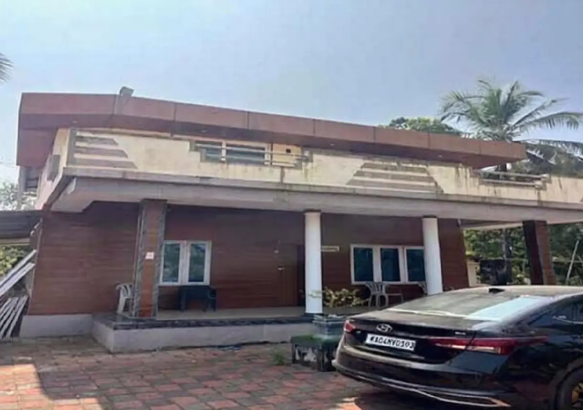 Burglars loot gold and cash from businessman’s house in Kinnigoli - News Karnataka