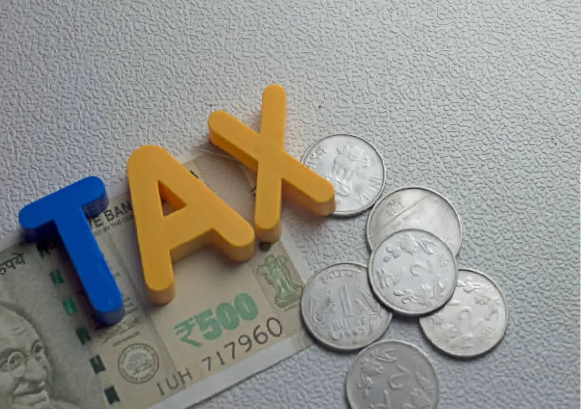 CPM slams 3% annual SAS tax hike by city corporation - News Karnataka