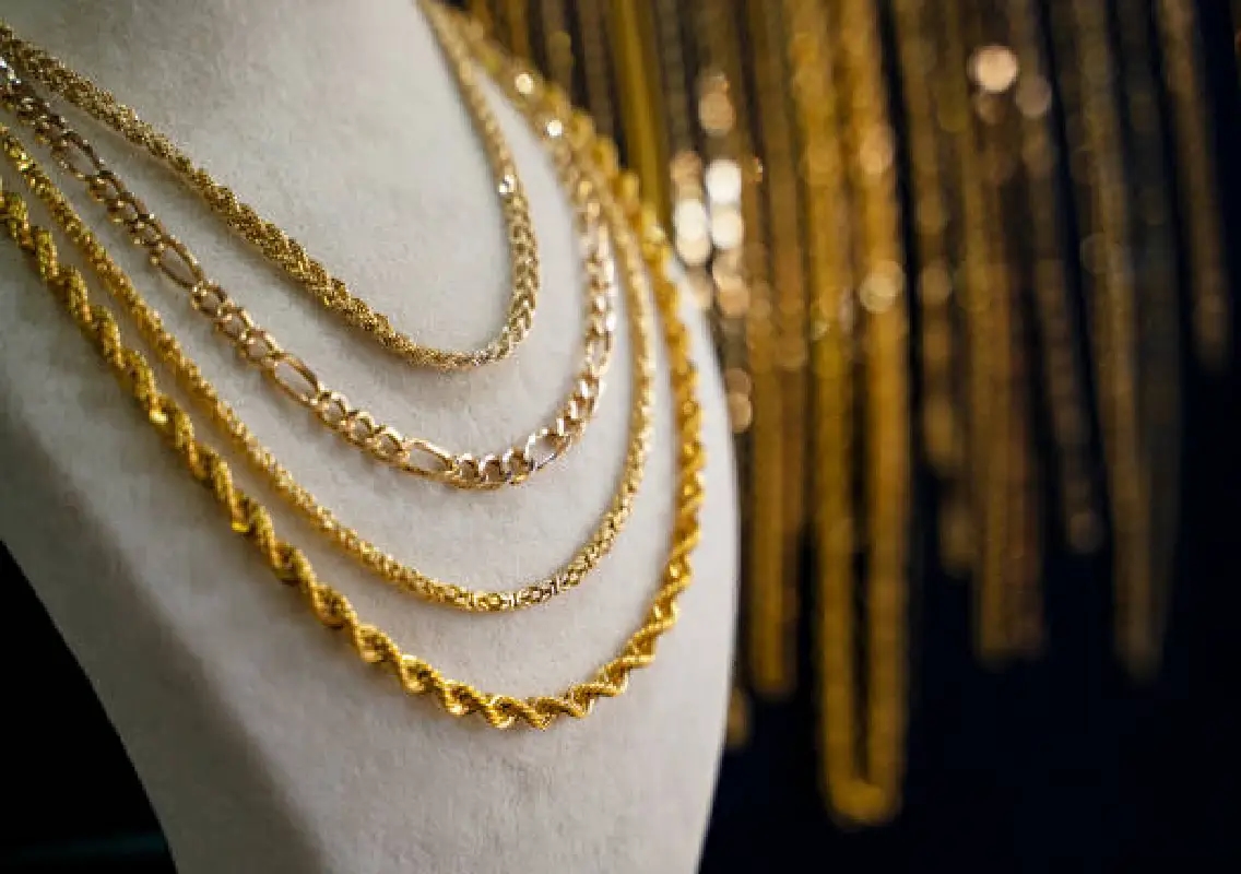 Cheating case filed after fake gold pledged at Bantwal bank branch - News Karnataka