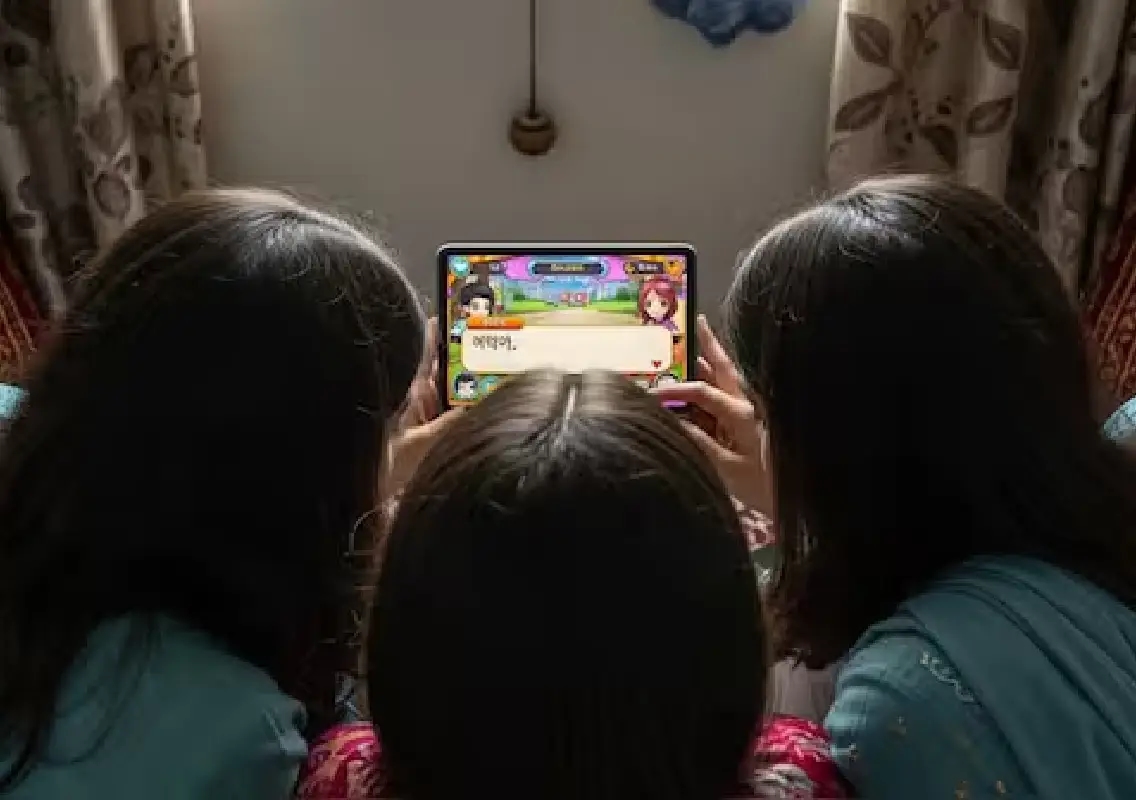 Ghaziabad: Three minor sisters die in suspected online gaming-related suicide - News Karnataka