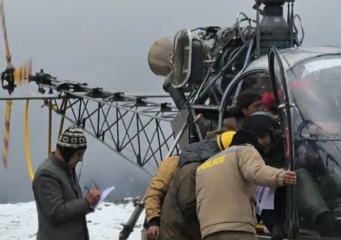 IAF airlifts paralysed woman amid heavy snowfall in Himachal - News Karnataka