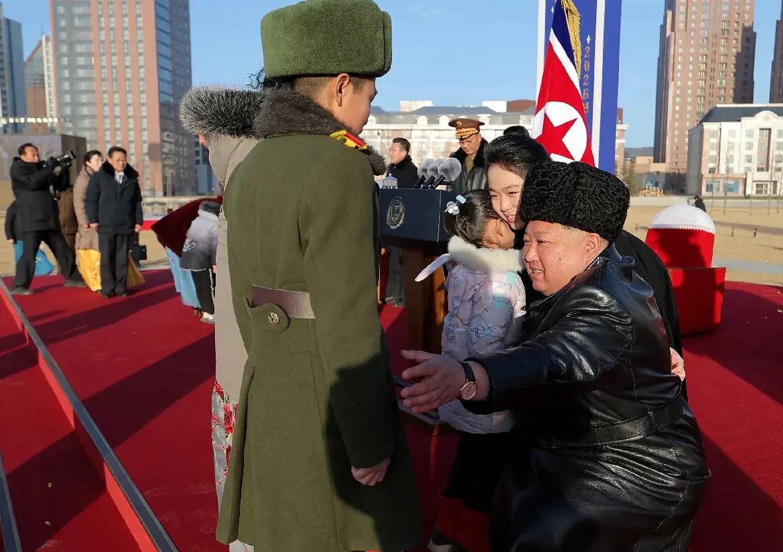 Kim unveils housing for families of fallen overseas soldiers - News Karnataka