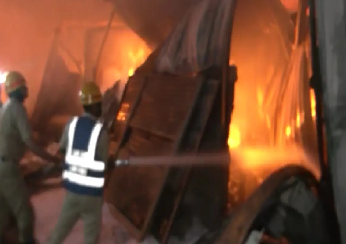 Massive fire guts over 12 godowns in Old Kesare, arson suspected - News Karnataka