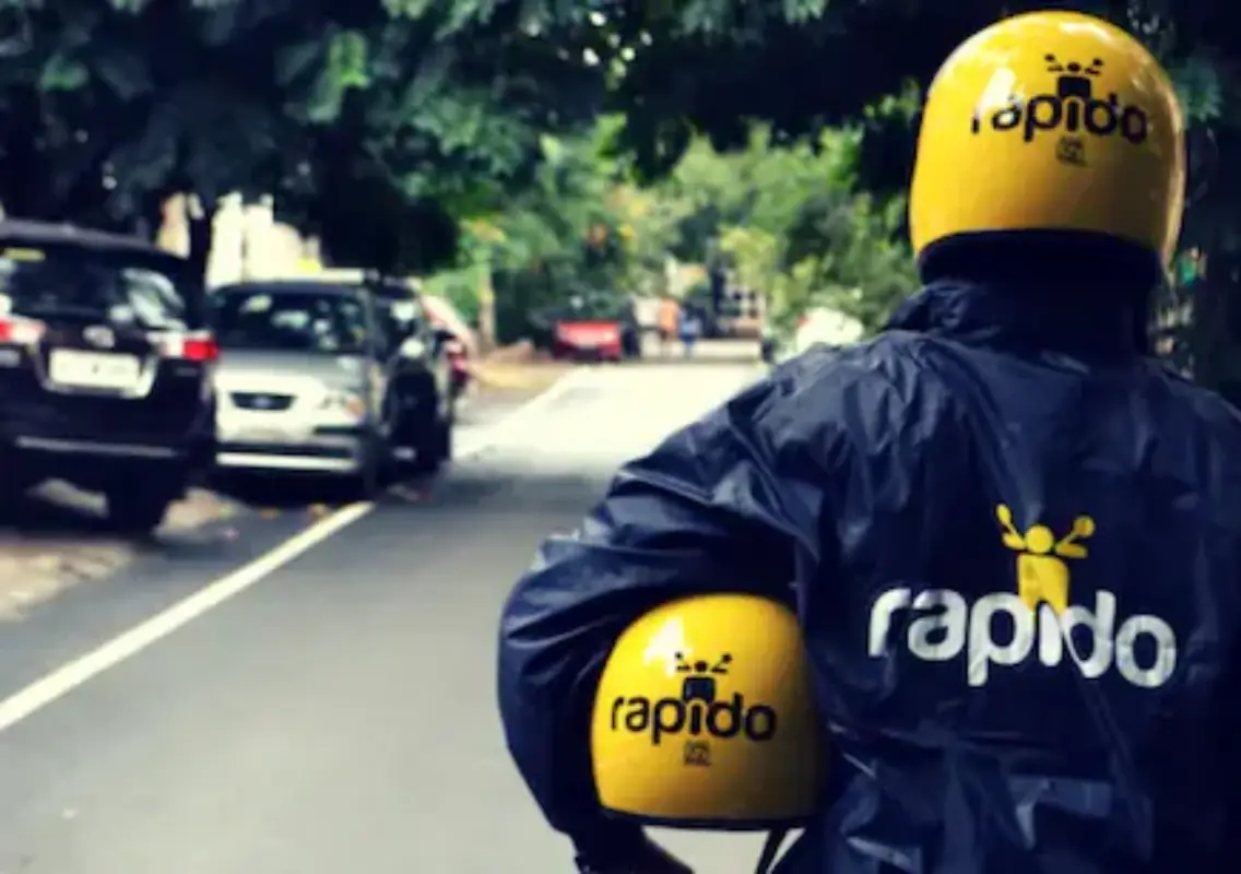 Maths postgraduate driving Rapido sparks debate - News Karnataka