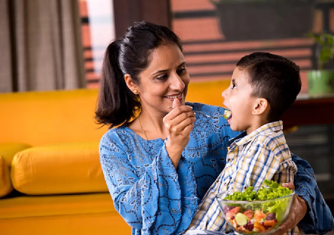 Mother-son fruit game wins internet’s heart - News Karnataka