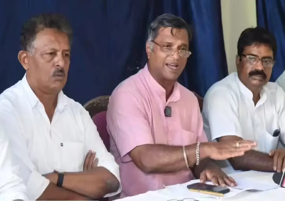 Nationwide strike on Feb 12 to see road blockades across DK district - News Karnataka